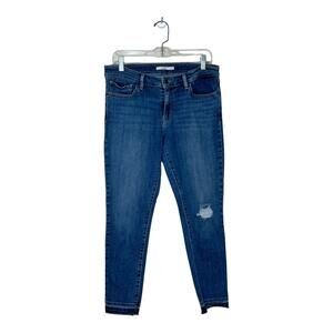 Levi’s 711 the skinny distressed ankle jeans size 31